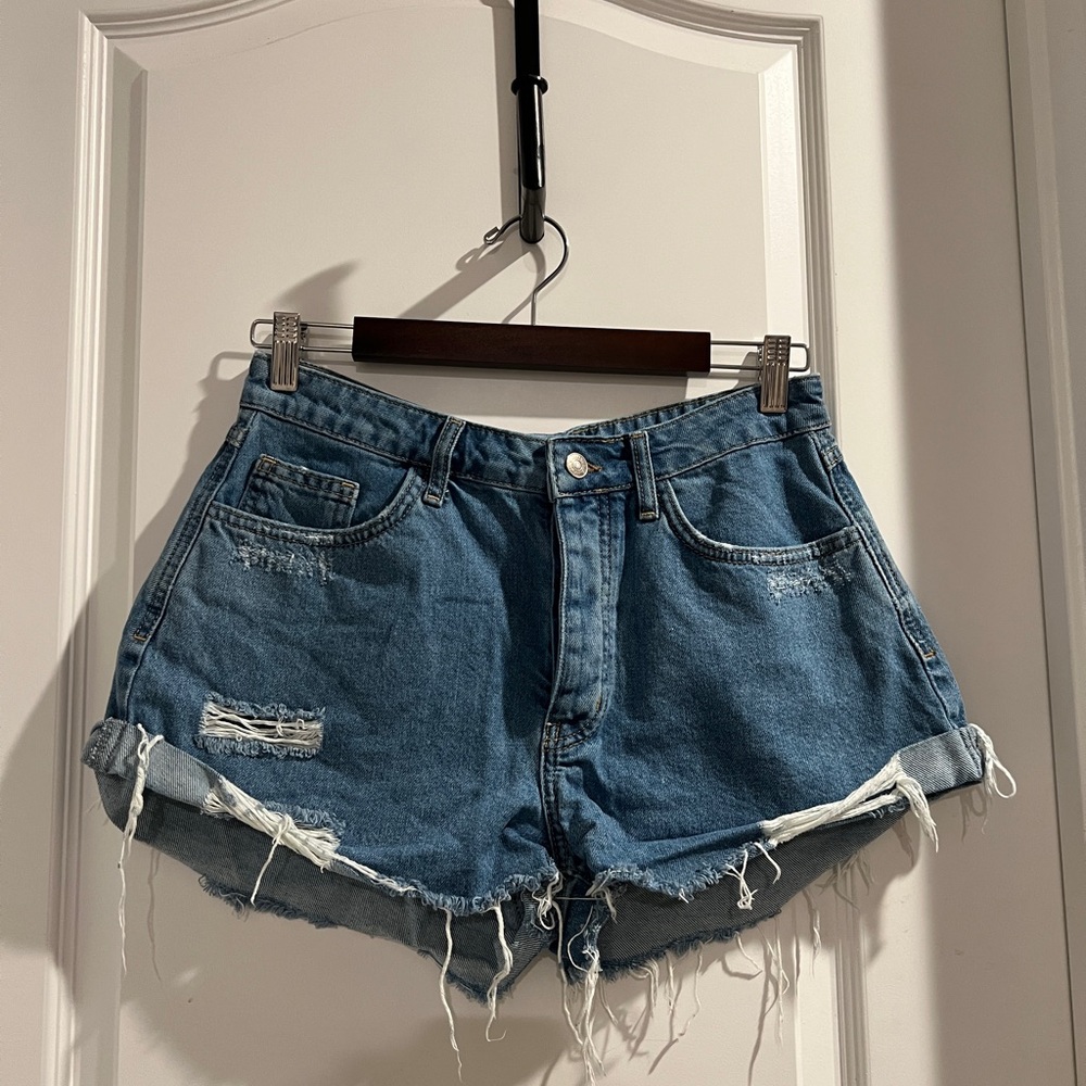 Forever 21 Blue Jean Shorts Distressed Frayed Hem